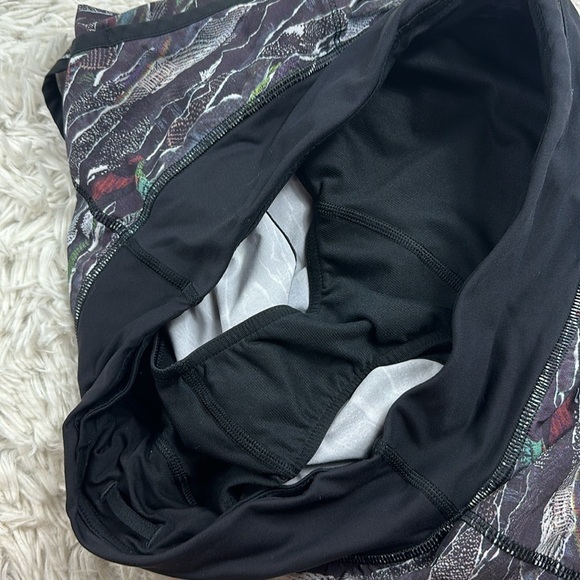 Lululemon Speed Short (2 1/2") Mini Sweatr Multi Black / Black - Picture 3 of 6